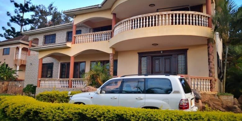 4 bedroom mansion for sale in Naguru at 1.6m USD