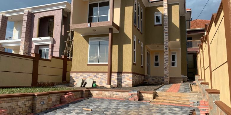 4 bedroom house for sale in Kira Mulawa 13 decimals at 470m