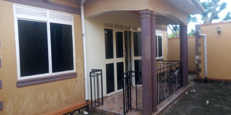 3 bedroom house for sale in Buziga at 170m