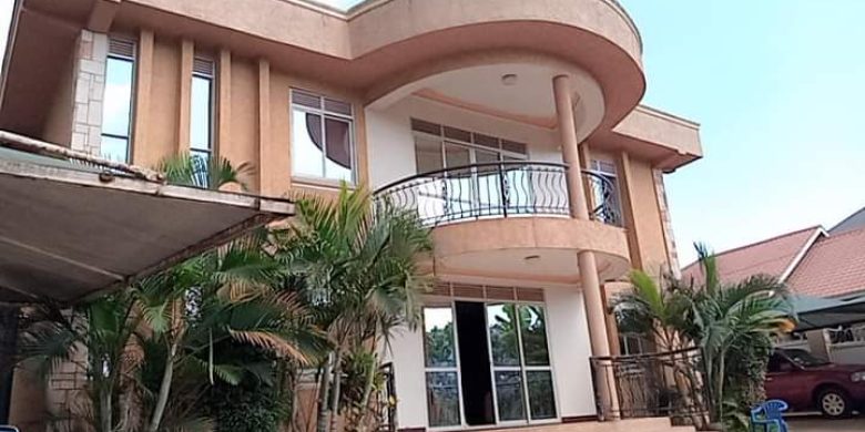 5 bedroom house for sale in Seguku Bunamwaya 20 decimals at 650m