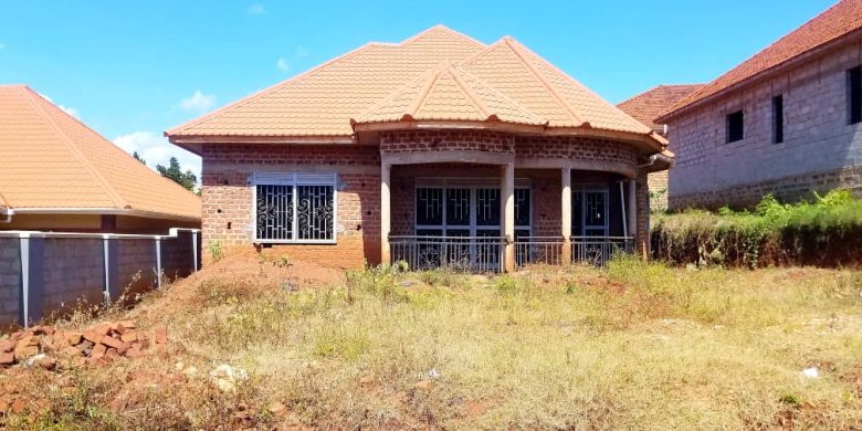 4 bedroom shell house for sale in Kira at 170m