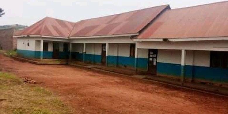 2 acre secondary school for sale in Matuga at 550m