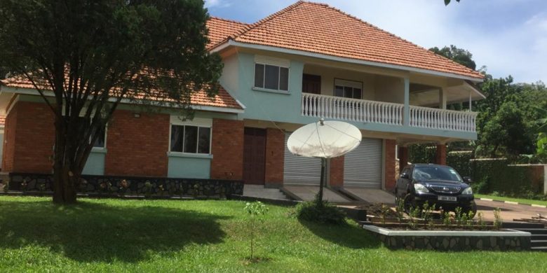 5 bedroom lake view house for rent in Entebbe at $4000