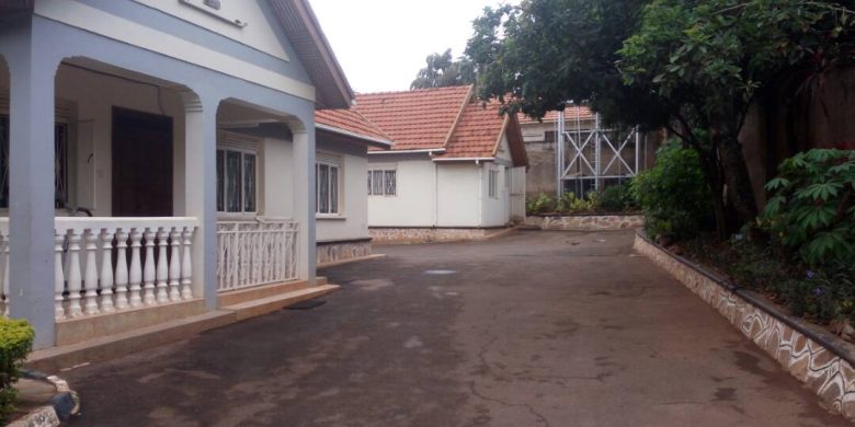 4 bedroom house in Kololo