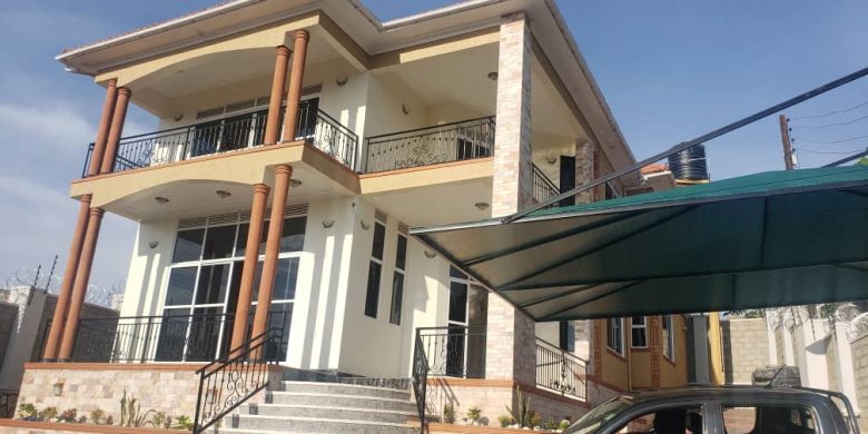 5 bedroom house for sale in Munyonyo at 1.1 billion shillings