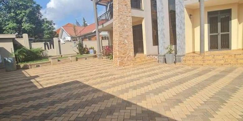 5 bedroom house for sale in Naalya 20 decimals at 850m