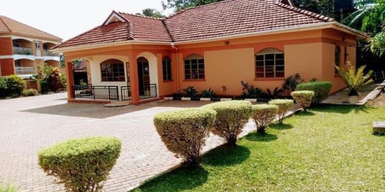 4 bedroom house for sale in Naalya at 650m