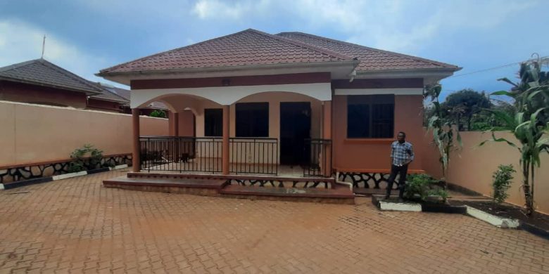 4 bedroom house for sale in Kira Mulawa at 280m