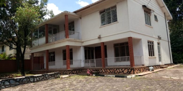 6 Bedroom House For Rent In Muyenga At $3,000