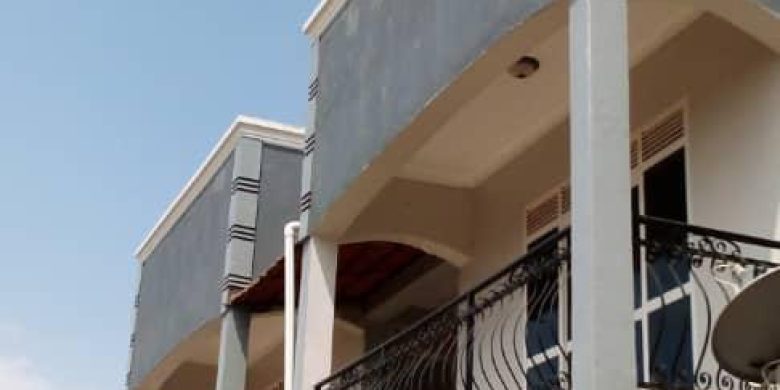 4 rental units for sale in Kira Nsasa 3m monthly at 400m