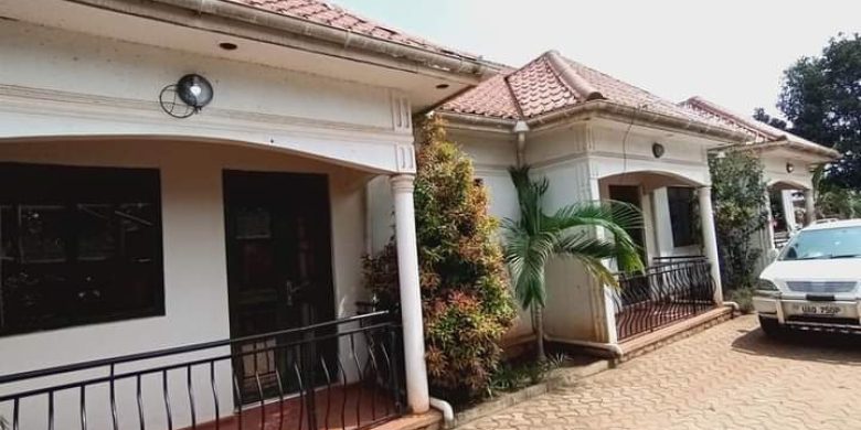 3 rental units for sale in Kyanja 1.5m going for 180m