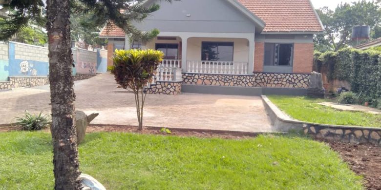 3 bedroom house for rent in Bukoto at $1,200