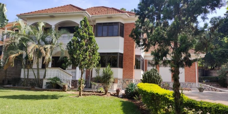 4 bedroom house for sale in Kizungu 25 decimals at $350,000
