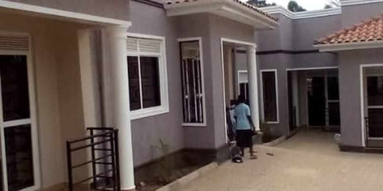 7 rental units for sale in Kyanja 4.4m monthly at 580m