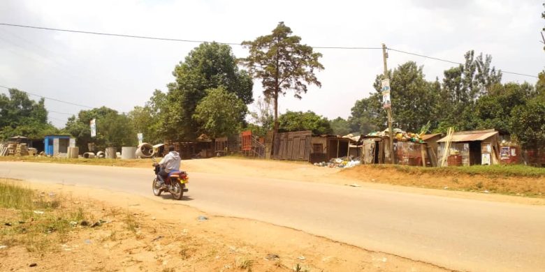 21 decimals plot of land for sale in Kira Bulindo road at 350m