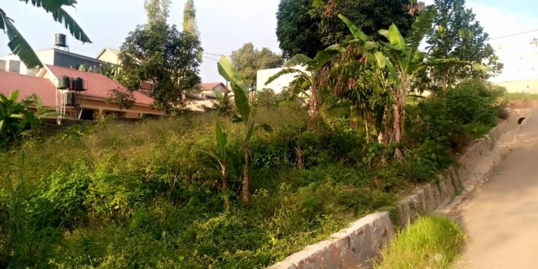 28 decimals plot of land for sale in Komamboga at 270m