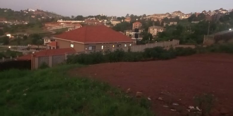 45 decimals of land for sale in Akright at 250m Uganda shillings