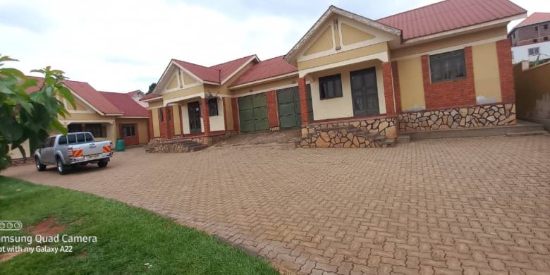 5 rental units for sale in Bunga Kampala 5.4m monthly on26 decimals at 600m Uganda shillings