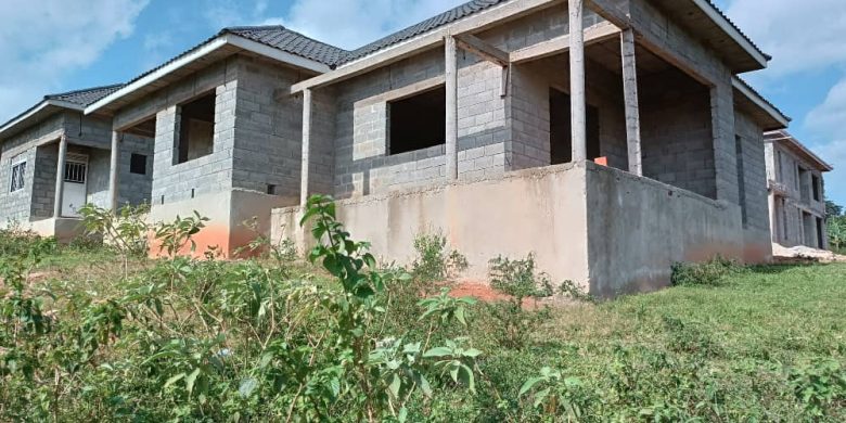3 bedrooms house for sale in Namugongo Sonde 130m