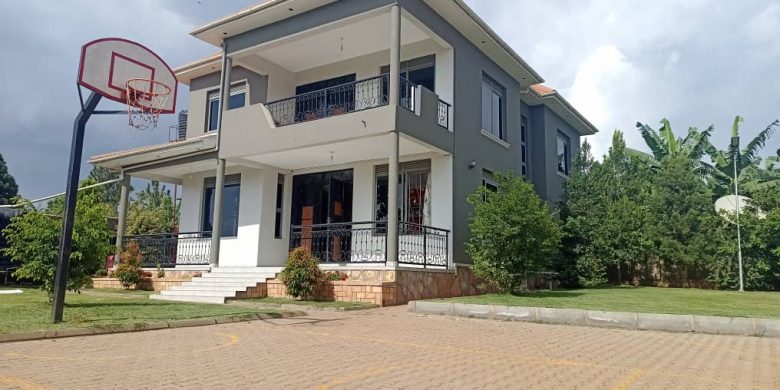 6 bedrooms house for sale in Kira Bulindo 30 decimals at 700m