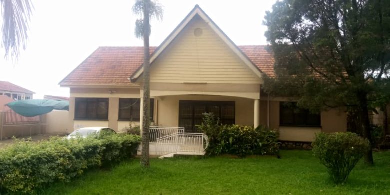4 bedrooms house for sale in Ntinda Kiwatule area at 700m