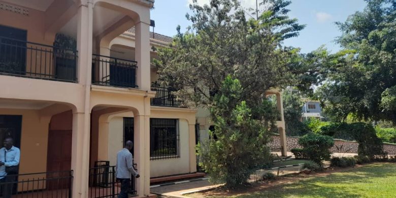10 rooms house for rent in Kololo at $7,000