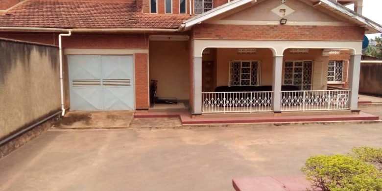 4 bedrooms house for rent in Ntinda at 1,500 USD