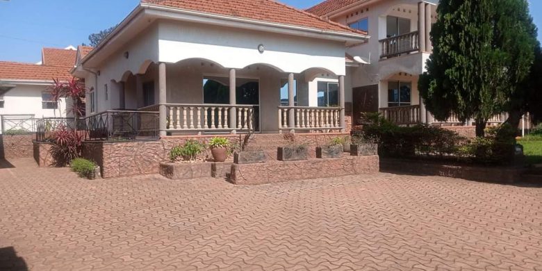 6 bedrooms house for rent in Ntinda at $2,500