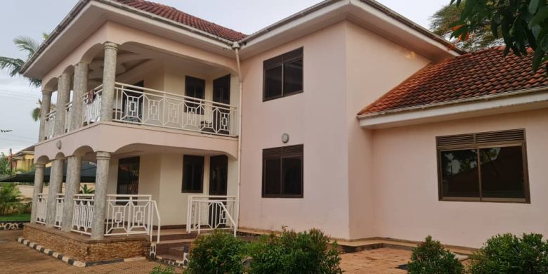 7 bedrooms house for sale in Bunga 27 decimals at 1.7 billion shillings.
