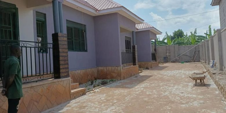3 rental units for sale in Gayaza Masooli 1.8m monthly at 220m