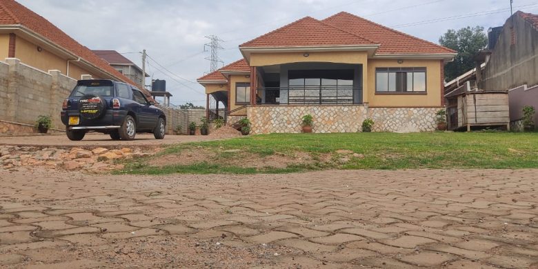 5 bedrooms house for sale in Mbalwa 25 decimals at 650m
