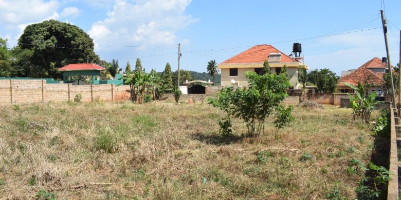 50 decimals plot of land for sale in Munyonyo Mulungu at 1.2 billion shillings