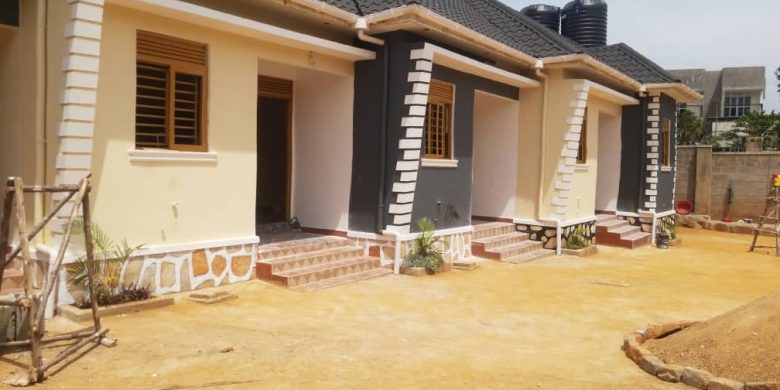 4 rental houses for sale in Kyanja 2.4m monthly at 350m