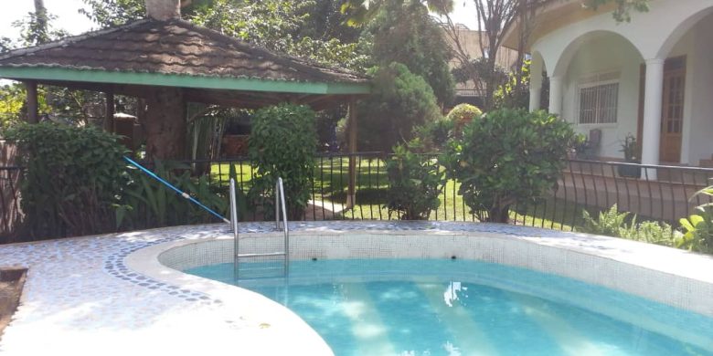 4 bedrooms house for sale in Muyenga with a pool at $500,000