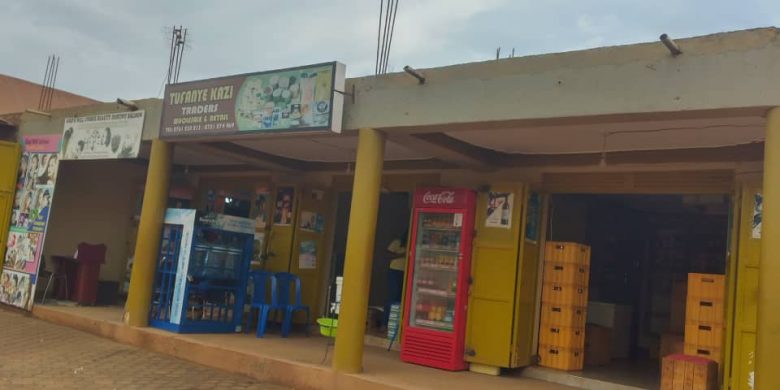 23 decimals commercial building for sale in Namugongo Sonde 3m monthly at 500m shillings