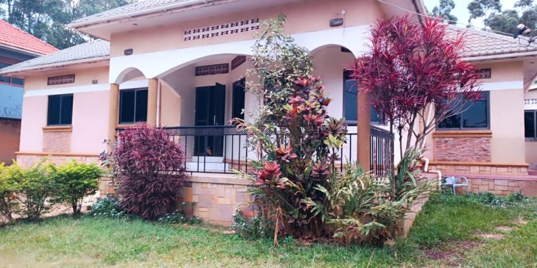 3 bedrooms house for sale in Kira Mulawa 220m