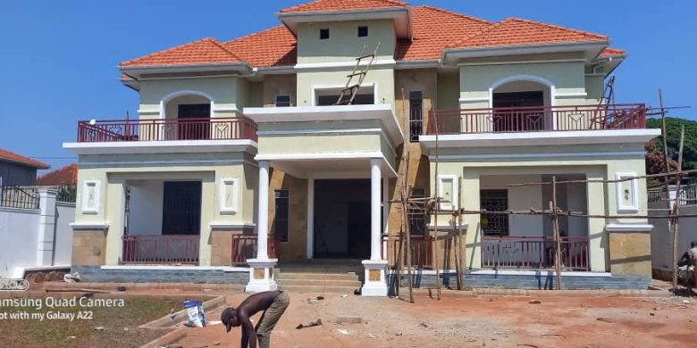 6 bedrooms mansion for sale in Munyonyo with lake view at $650,000