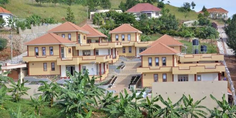 7 houses for sale in Bwebajja Entebbe road 9.8m monthly at 2.5 Bn shillings
