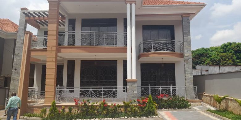 5 bedrooms mansion for sale in Kyanja Kensington 1.2 billion shillings