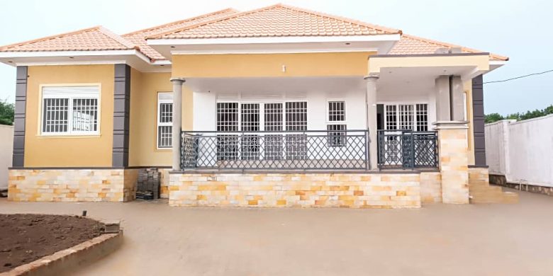 3 bedrooms house for sale in Kira 13 decimals at 370m