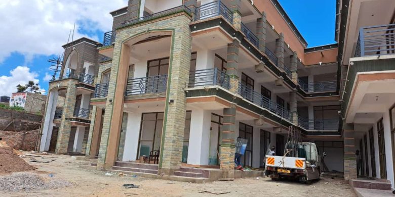 66 shops commercial building for sale in Kira at 5 Billion Uganda shillings