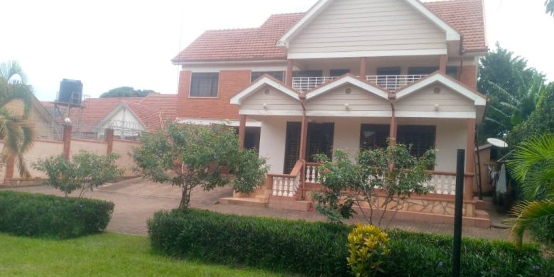 5 bedrooms house for sale in Kisaasi at 600,000 USD