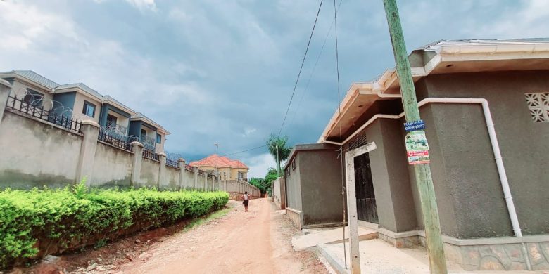 13 decimals plot of land for sale in Namugongo Nsawo 130m