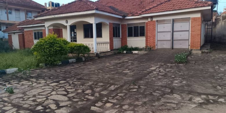 4 bedrooms house for sale in Naalya Kimbejja 30 decimals at 380m