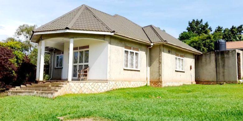 2 bedrooms house for sale in Kira Mulawa 23 decimals at 220m