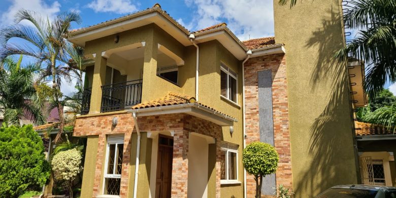 5 bedrooms mansion for sale in Muyenga at $550,000