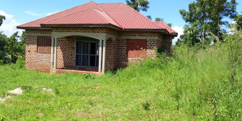 3 bedrooms house for sale in Gayaza Kiwenda at 40m