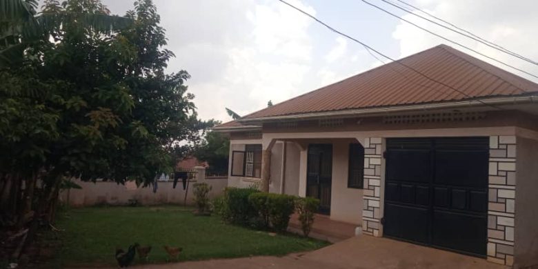 4 bedrooms house for sale in Mbalwa Namugongo 260m Uganda Shillings