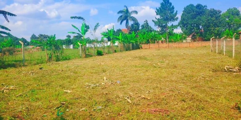 25 decimals plot of land for sale in Namugongo Protestant Shrine at 180m