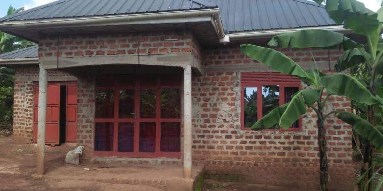 3 bedrooms house for sale in Matugga Ssanga at 48m